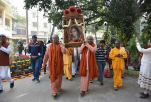 प्रभात फेरी, दक्षिणेश्वर।