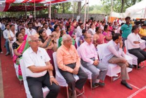 Section of the dignitaries and students.