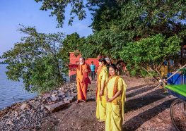 Looking at the Ganges from the ashram grounds.