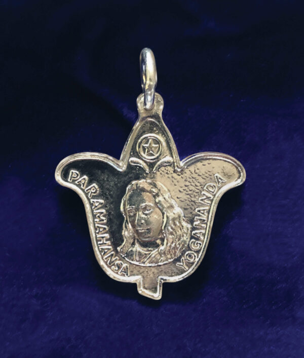 paramahansa-yogananda-silver-pendant-yss-front-1